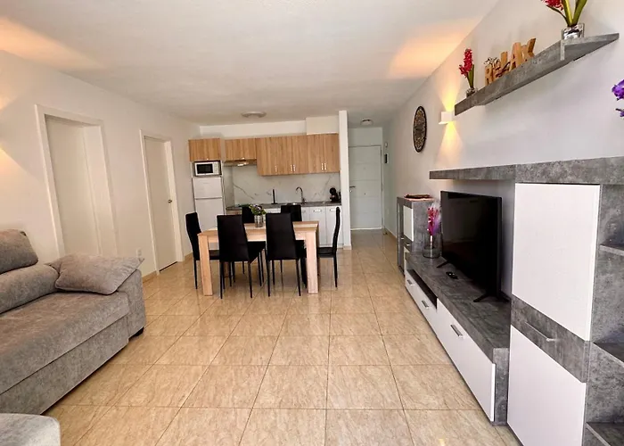 Amplio Y Luminoso Con Vistas Al Mar Mareverde *